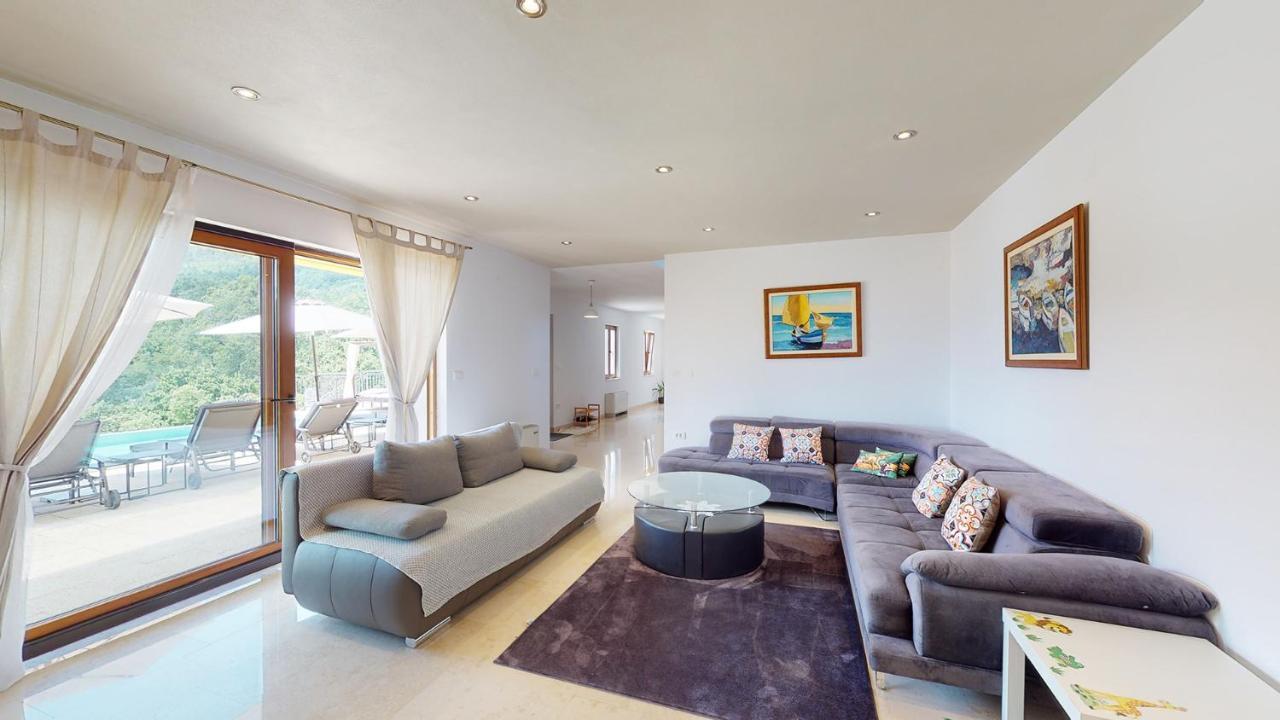 Villa Bambi Mošćenička Draga Екстериор снимка